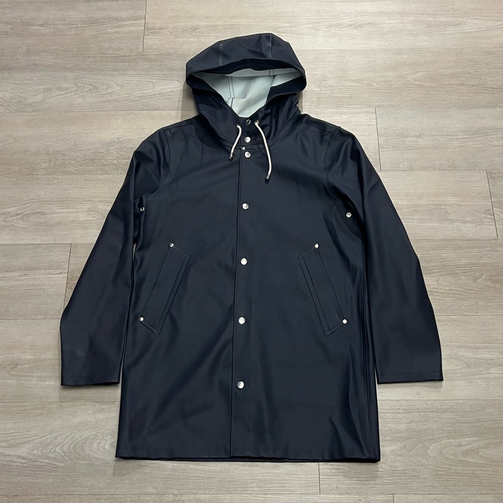 STUTTERHEIM Stockholm Sweden Navy Moseback Raincoat 
Women's Size 2XS